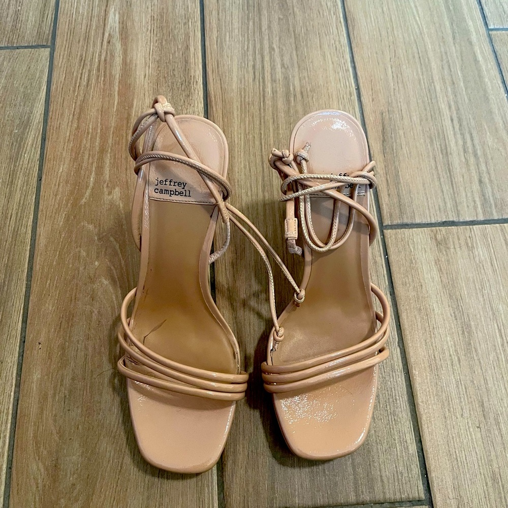 Jeffrey Campbell Presecco Sandal Size 9